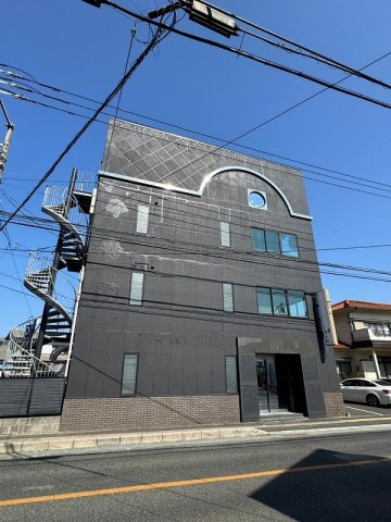 老司ビルの外観