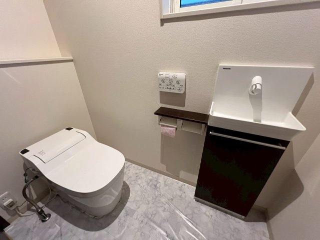 和歌山市栄谷・中古戸建・115732のトイレ