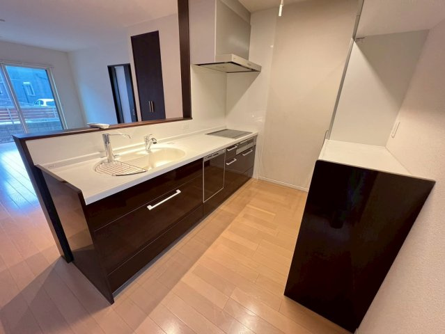 和歌山市栄谷・中古戸建・115732のキッチン