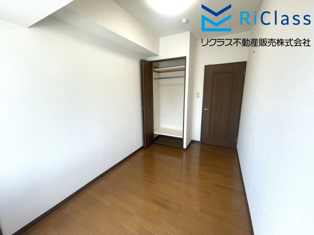 パルメーラ板宿の洋室|個人の部屋や寝室として使える洋室です
クローゼットあります