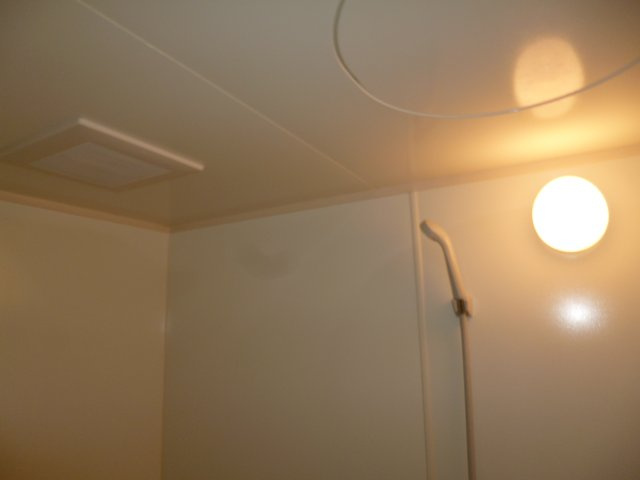 ブリリアント真壁の浴室