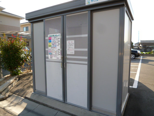 ブリリアント真壁のその他共用部分|敷地内ゴミステーション