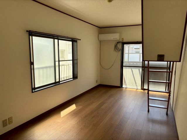 【居間・リビング】