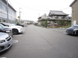 【駐車場】 | D-roomオーク　Ａ | 駐車スペースもあります