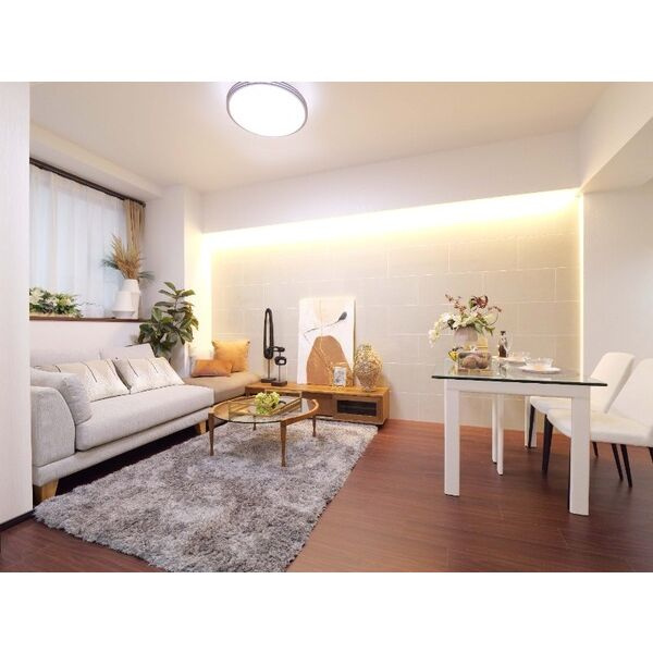 プレジオ長田の居間・リビング