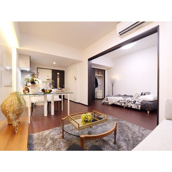 プレジオ長田の居間・リビング