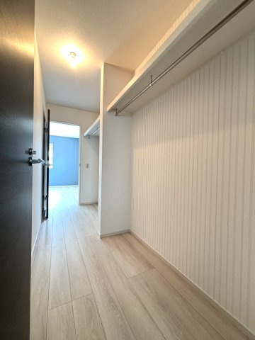 北葛飾郡松伏町　ゆめみ野東3丁目　新築戸建　全1棟の独立洗面台|独立洗面台で身支度をすべて済ませてしまいましょう