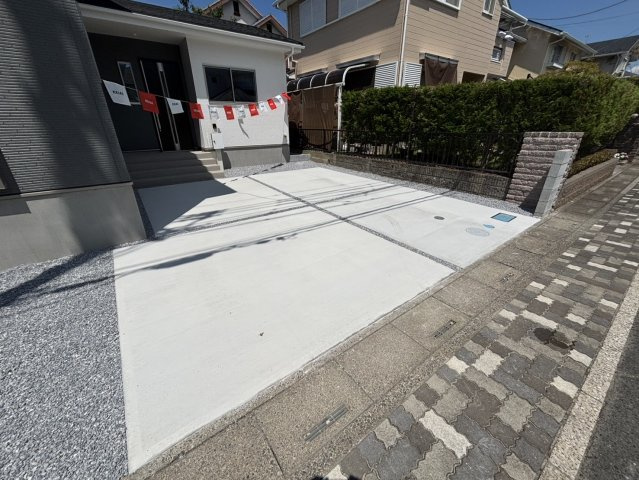 北葛飾郡松伏町　ゆめみ野東3丁目　新築戸建　全1棟の駐車場|駐車スペースもあります