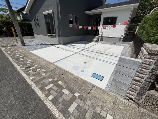 北葛飾郡松伏町　ゆめみ野東3丁目　新築戸建　全1棟の駐車場|カースペースがあります