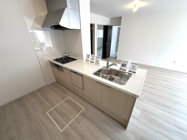 北葛飾郡松伏町　ゆめみ野東3丁目　新築戸建　全1棟のキッチン|キッチンでお料理をお楽しみください