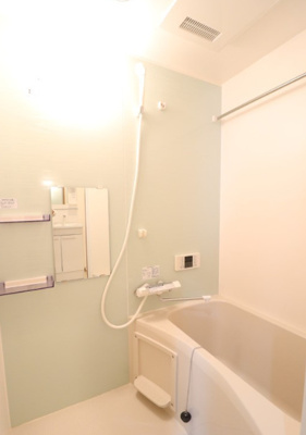 【浴室】 | ビオス広川B棟 | 日々の暮らしに欠かせないお風呂です