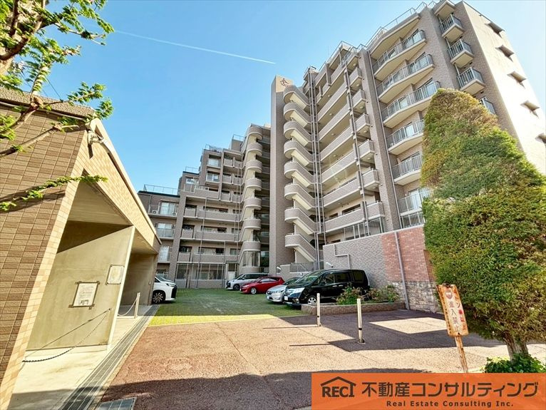 クレアガーデン甲南山手の外観