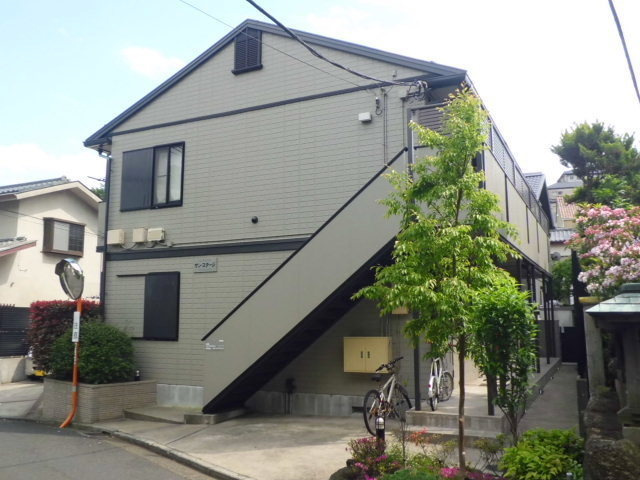 サン・ステージのエントランス|耐震性に優れたセキスイハイム施工