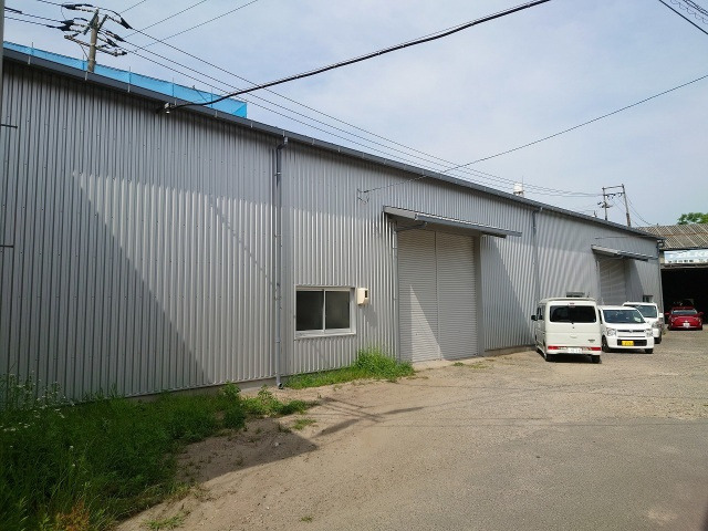 西原9丁目倉庫
