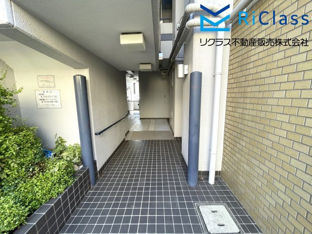 シャトラン・グリーン・パークのエントランス|落ち着いたエントランスです