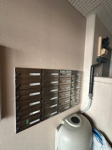 山之手丸太マンションのエントランス