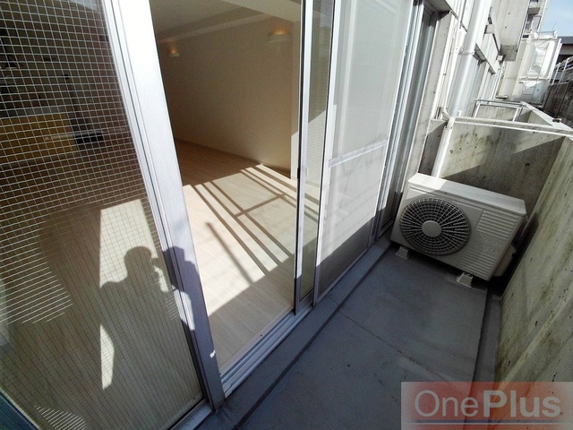 ホープ芦屋のバルコニー