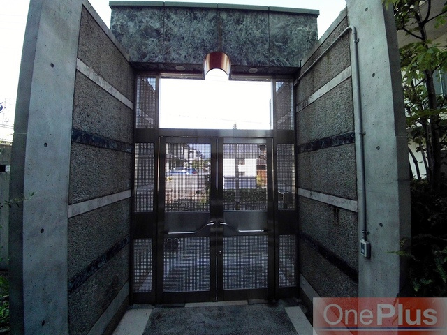 ホープ芦屋のエントランス