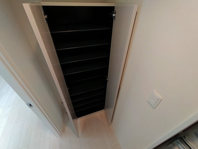 神戸市兵庫区荒田町３丁目のアパート