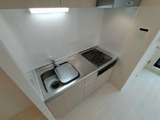 神戸市兵庫区荒田町３丁目のアパートのキッチン|システムキッチン（ガス２口）
