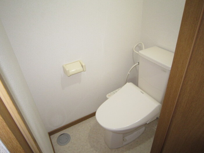 熊本市南区近見９丁目のアパートのトイレ