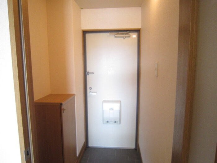 熊本市南区近見９丁目のアパートの玄関
