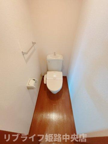 グリーンコート手柄のトイレ|別部屋の写真です