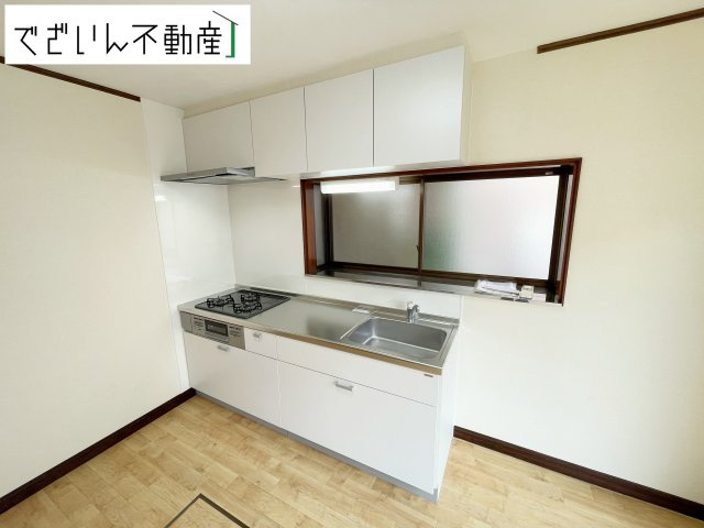 【キッチン】 | 熊谷市本石2丁目　中古住宅   | 現地(2025年5月撮影)