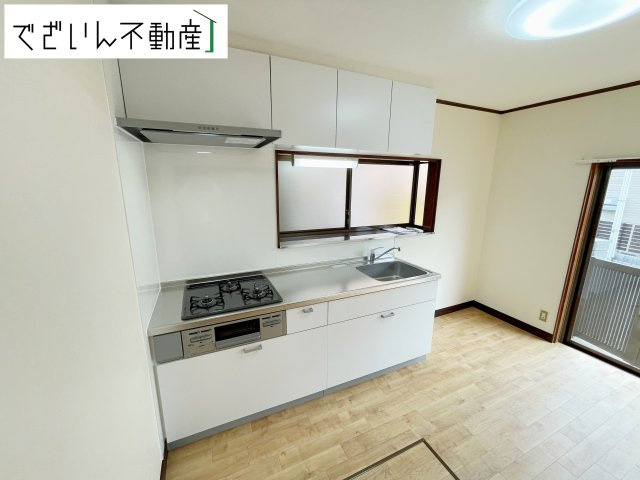 【キッチン】 | 熊谷市本石2丁目　中古住宅   | 現地(2025年5月撮影)