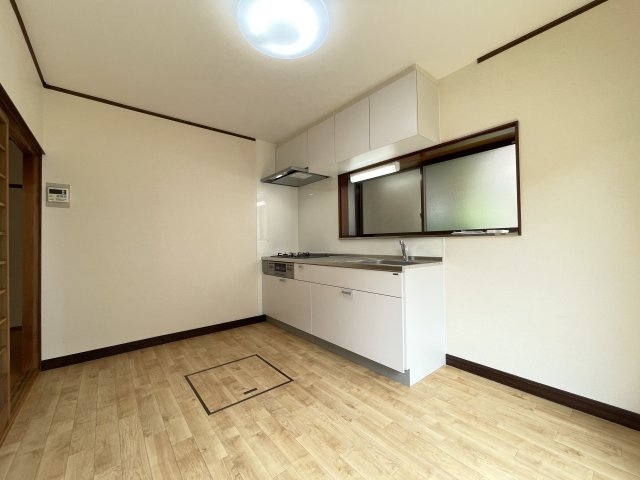 【キッチン】 | 熊谷市本石2丁目　中古住宅   | 現地(2025年5月撮影)