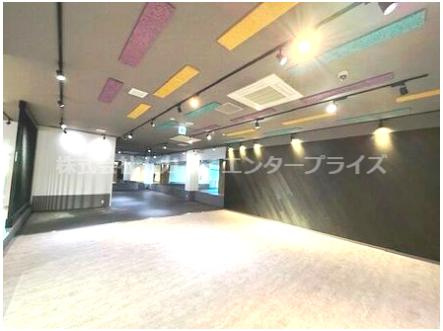 星和アルザビル