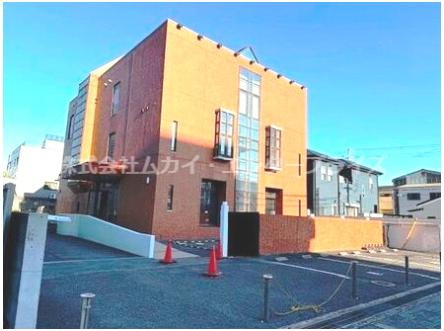 星和アルザビルの外観