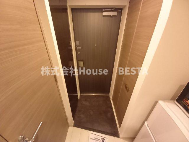 ララプレイス三宮ルミナージュの玄関