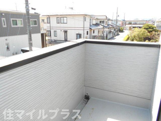 【バルコニー】 | 郡山市静西1丁目新築一戸建て4棟 | バルコニーからの眺めを楽しみながら食事をしませんか