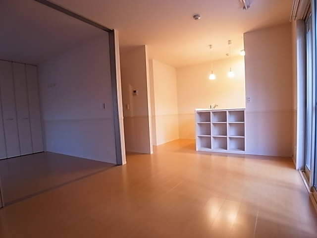 神戸市北区谷上東町のアパートの居間・リビング|リビング