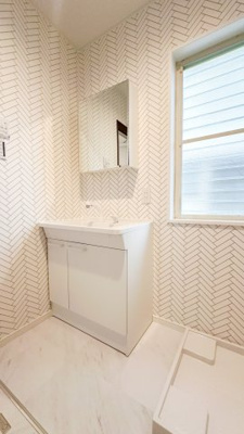 【洗面所】 | 相模原市中央区田名 中古戸建 全1棟