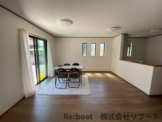船橋市夏見６丁目 の居間・リビング
