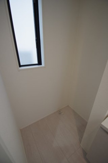 【ランドリースペース】 | 府中市小柳町4丁目　新築戸建て（全2棟）1号棟　4098万円