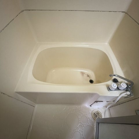 伊部アパートの浴室