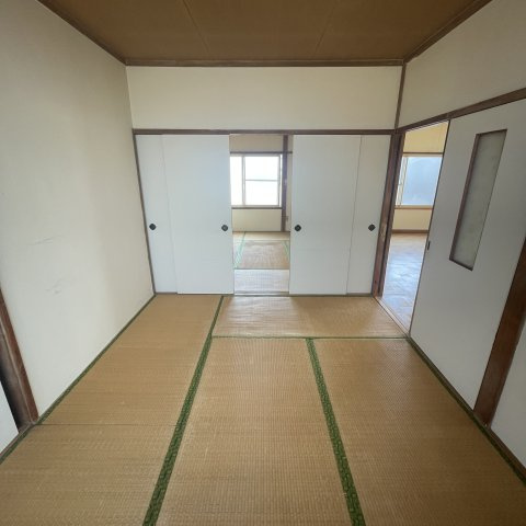 伊部アパートの内装