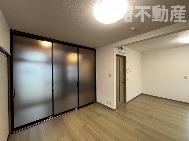 酒田市錦町二丁目の居間・リビング|こちらのリビングで趣味の時間をお楽しみください