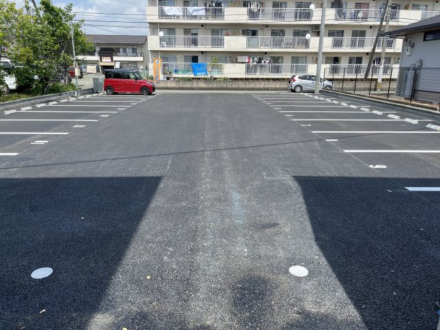 CONTRO　B棟の駐車場