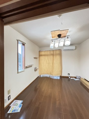 グリーンフラッツの居間・リビング|同一間取りの別のお部屋の写真となります。