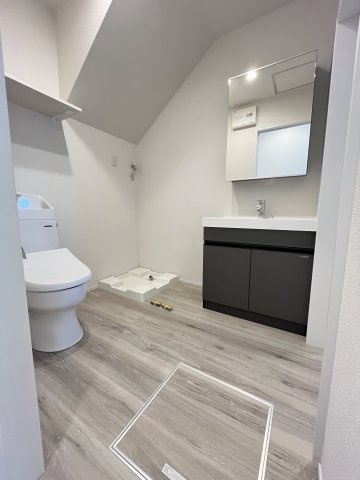 CONTRO　B棟の洗面所