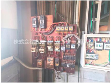 久世郡久御山町佐山善乗坊　貸倉庫の内装