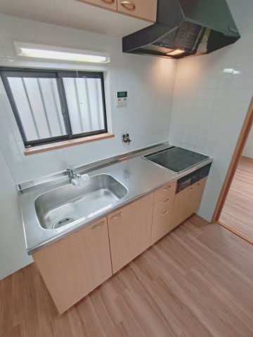 新緑のショコラティエのキッチン