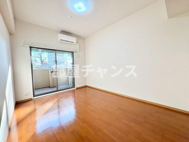 エコロジー鶴舞レジデンスの居間・リビング|使いやすいリビングです