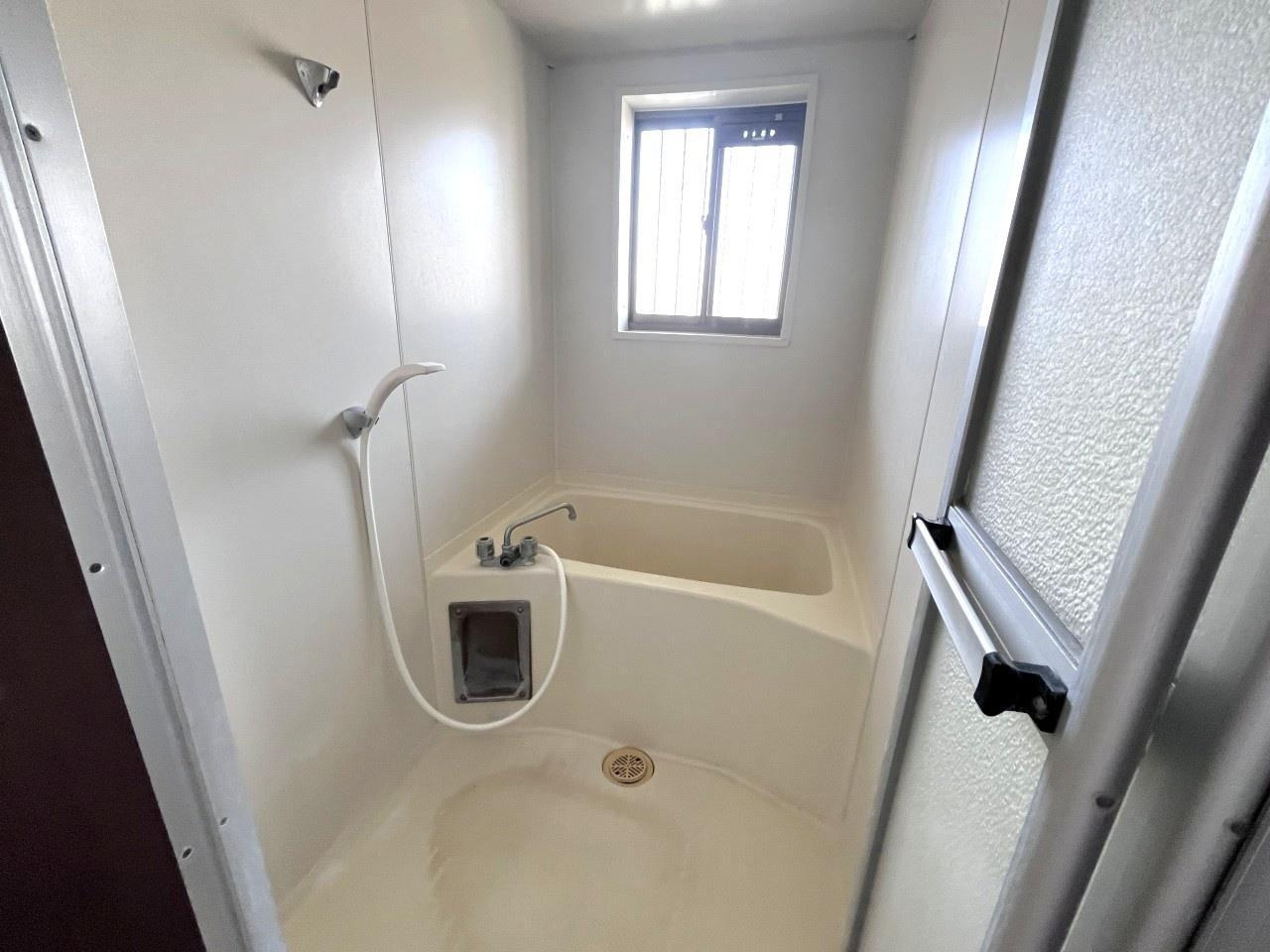 ルナハイツ Part 2の浴室|シャワーもございます。