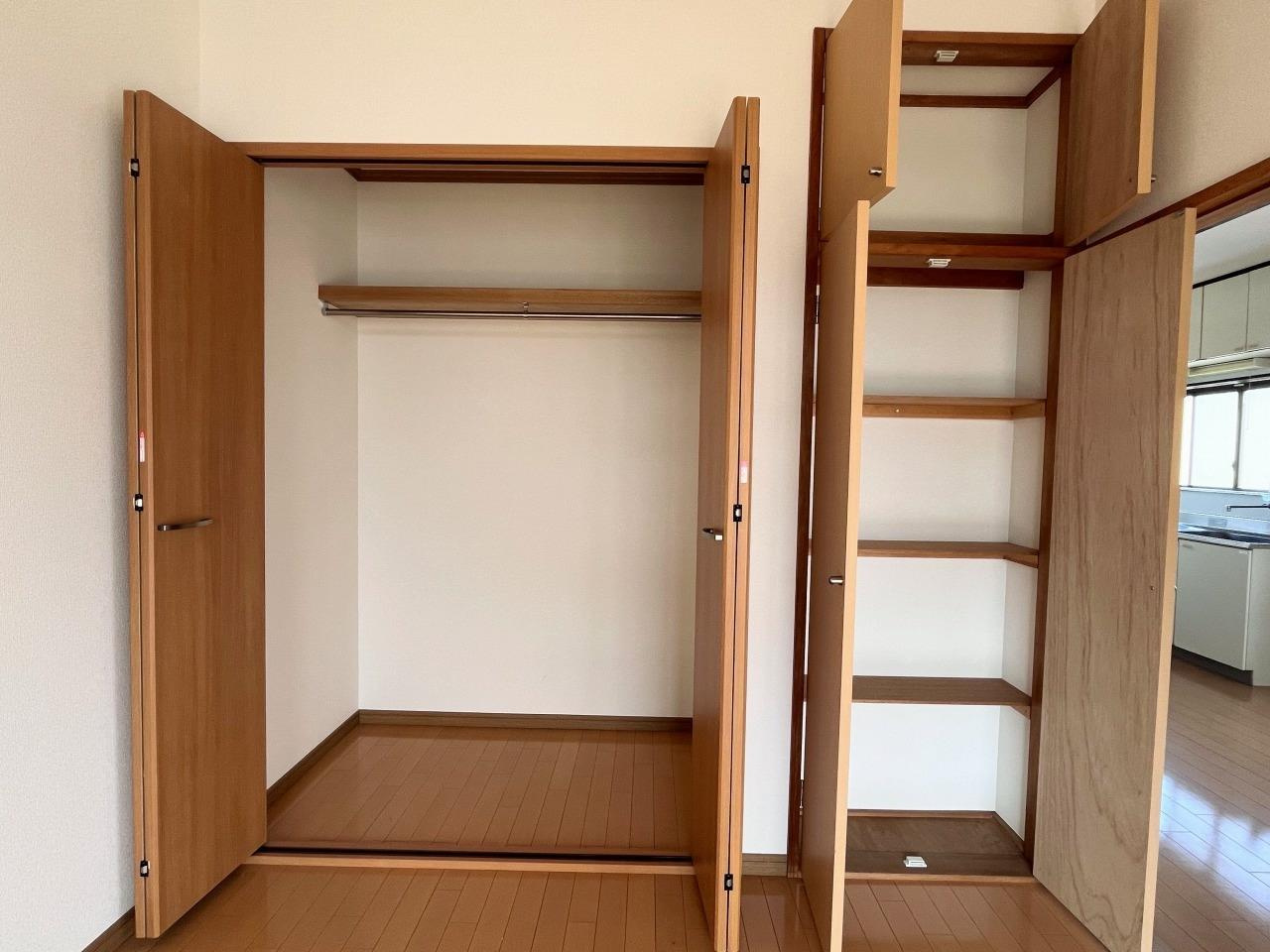 ルナハイツ Part 2の収納|6帖洋室の収納です