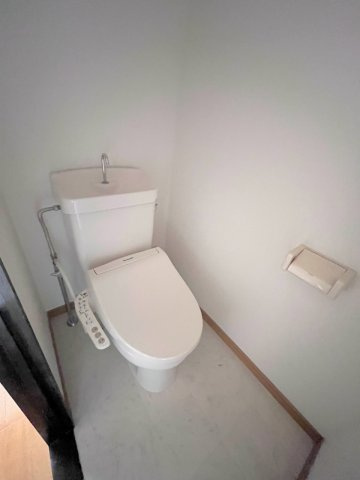 ルナハイツ　Part5のトイレ|ウォシュレットトイレ